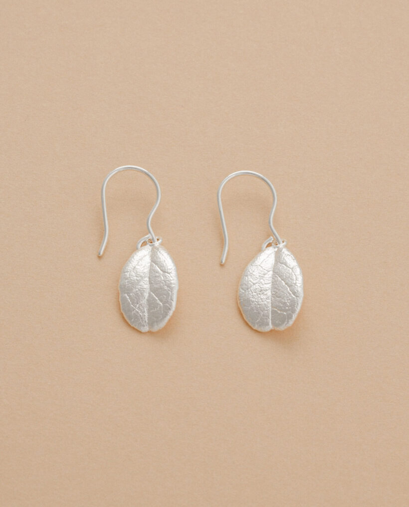 lingondesign_jewellerycatalogue_lokalhelsinki2023-3