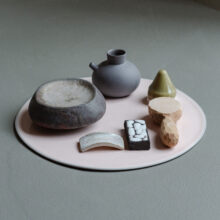HIVER_nathalielautenbacher_naotoniidome_artwork_ceramic_wood_lokalhelsinki2024-29