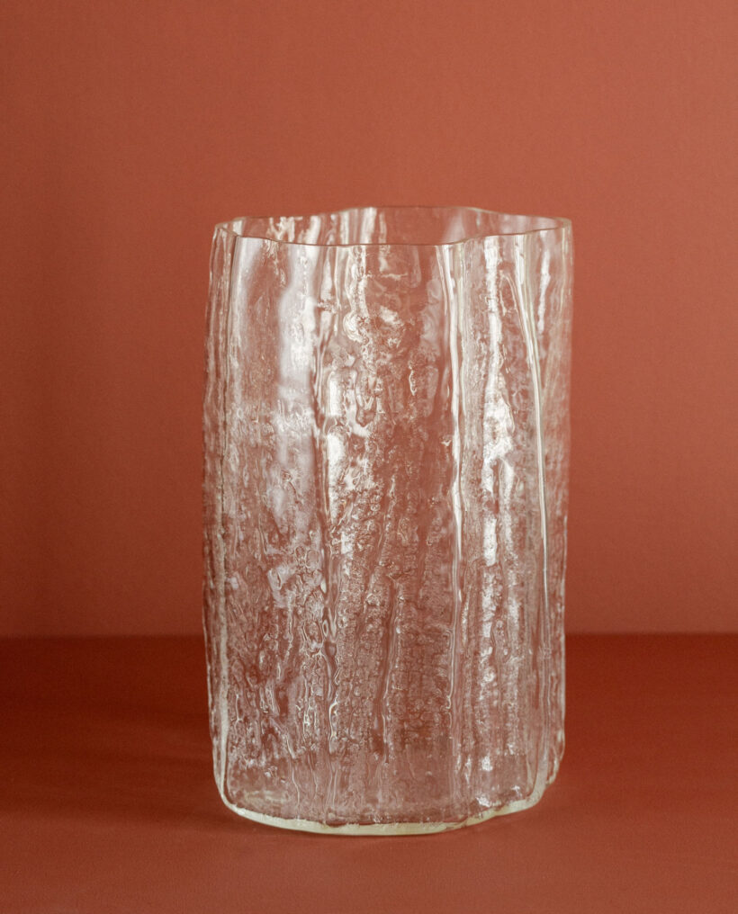 antreihartikainen_glass_vase_sommarstilleben_lokalhelsinki2025-5
