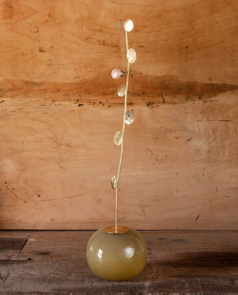 millavaahtera_stabile_glass_artwork_sculpture_sommarstilleben_lokalhelsinki2025-6