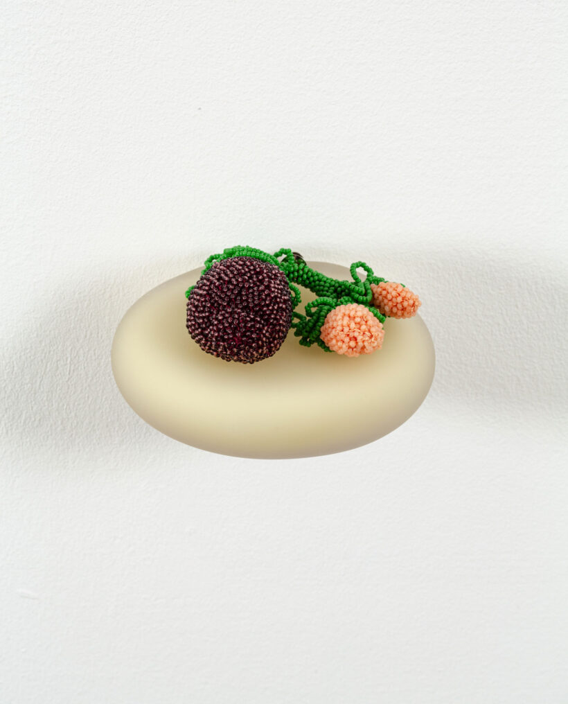 juliatoyryla_minnaarponen_whitewall_glassware_exhibition_lokalhelsinki2025-14