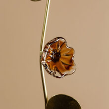 millavaahtera_mobile_sculpture_glass_brass_lokalhelsinki2026-5