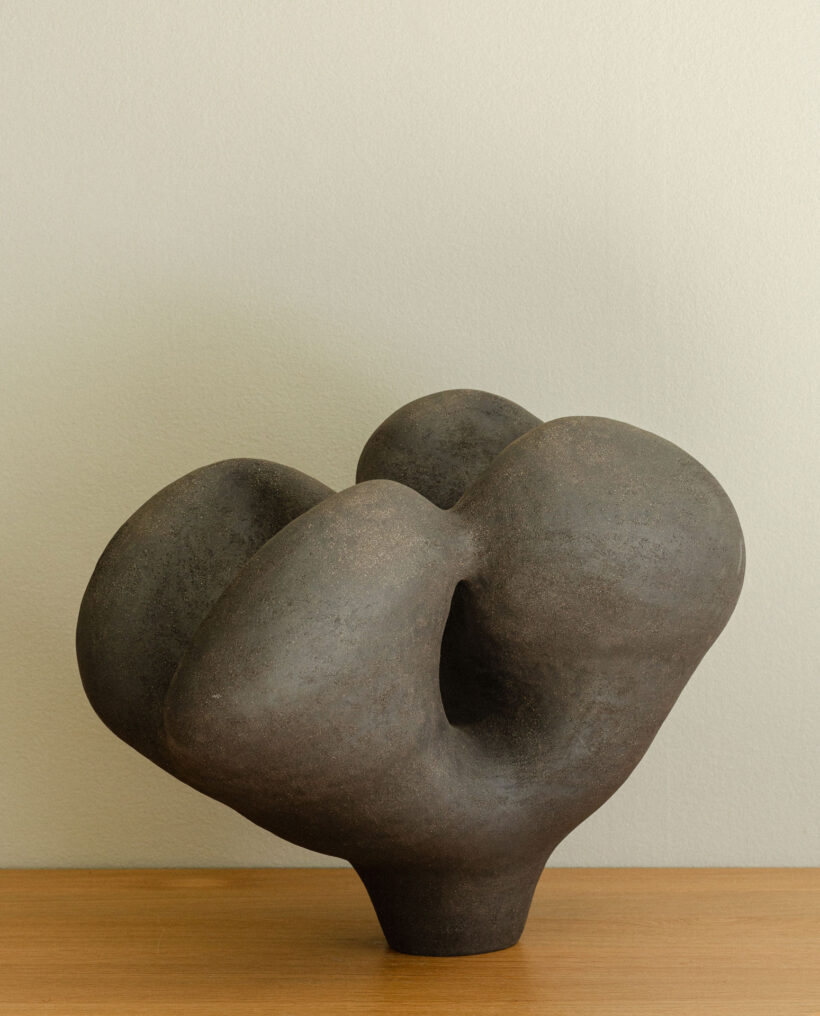 hennanuutinen_artwork_sculpture_ceramic_lokalhelsinki2026-6