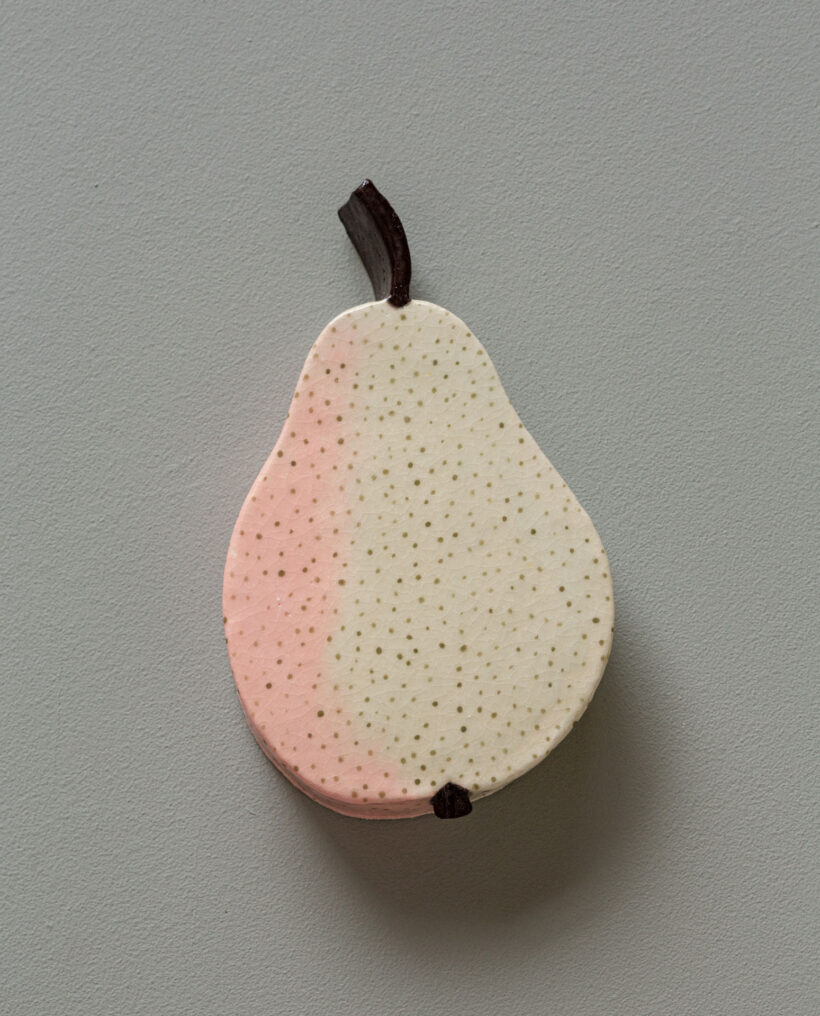 tiiaanttila_ceramic_relief_artwork_atfirstblush_billnas_lokalhelsinki2026-12