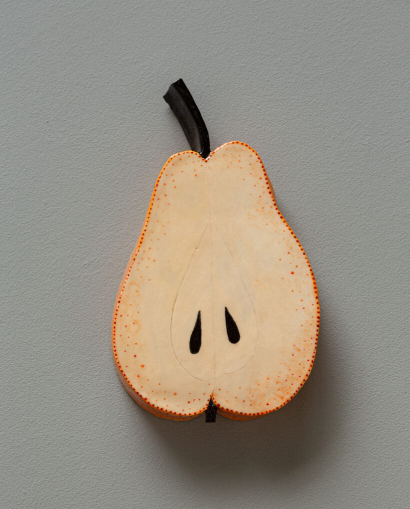 tiiaanttila_ceramic_relief_artwork_atfirstblush_billnas_lokalhelsinki2026-15
