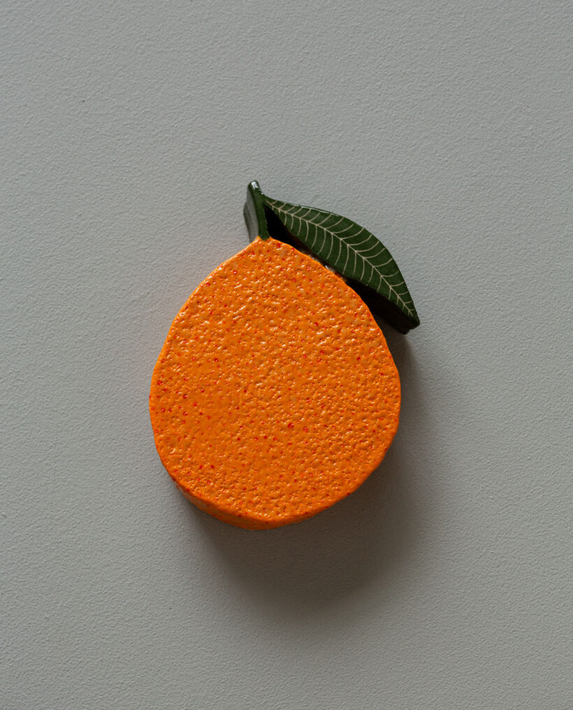 tiiaanttila_ceramic_relief_artwork_atfirstblush_billnas_lokalhelsinki2026-16