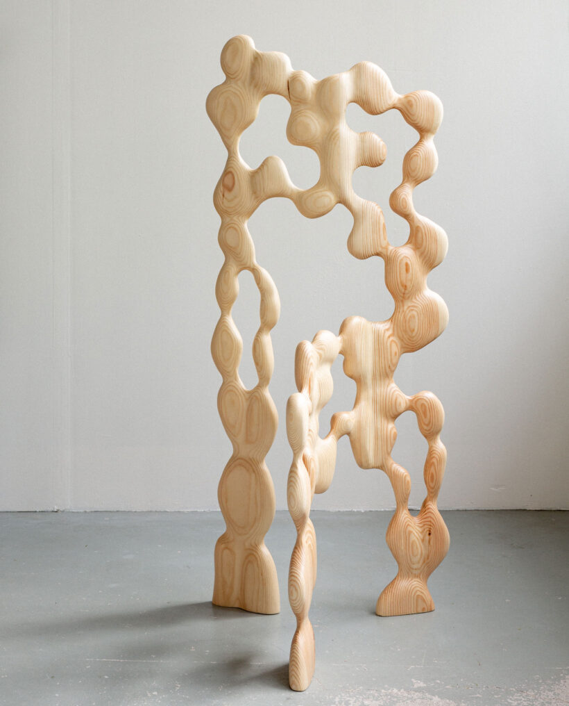 walttermahlberg_wood_sculpture_artwork_atfirstblush_billnas_lokalhelsinki2026-2