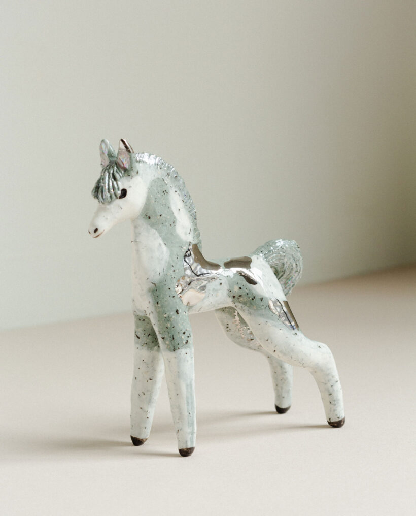 maisamajakka_horse_figurine_ceramic_artwork_lokalhelsinki2026-37